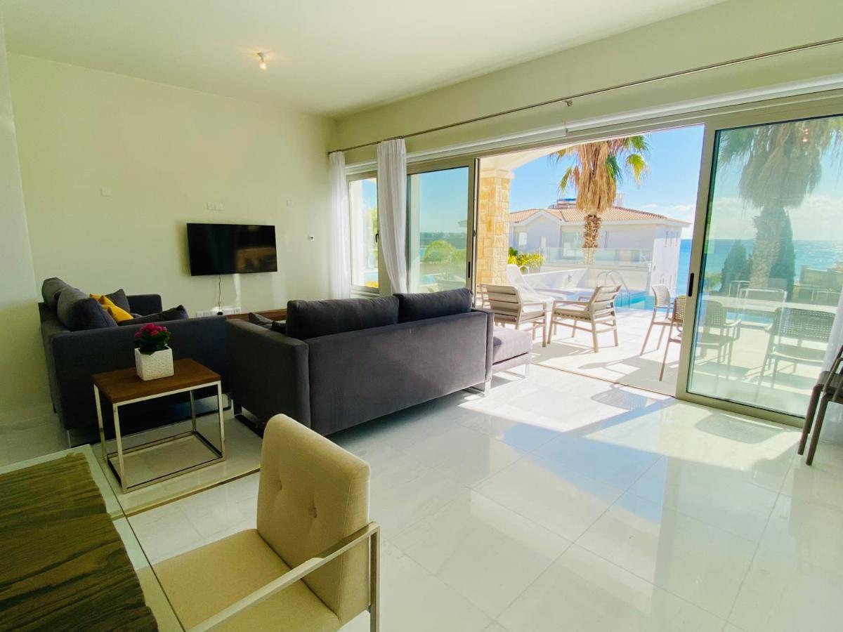 Coral Bay Beach Villa Πάφος Εξωτερικό φωτογραφία